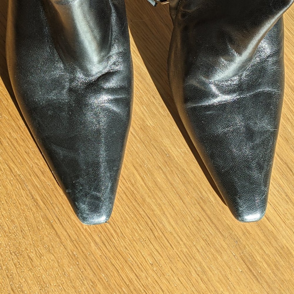 Classic Black Leather Gucci Boots Size 9 - Picture 11 of 11